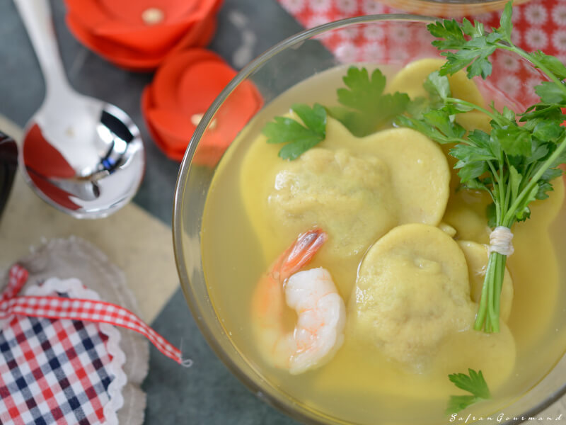 Raviolis De Crevettes Et Leur Infusion Citronnelle Gingembre